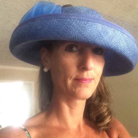 Meet your Posher, Angela - Picture 4 of 14